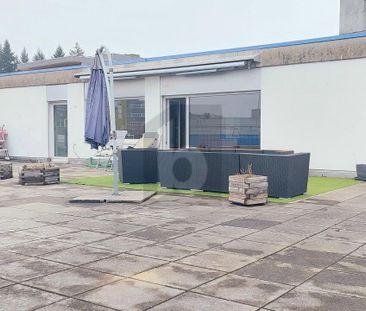 SPACIOUS WITH SUNNY TERRACE - Foto 5