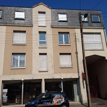 Location Appartement 1 pièce 14m² POITIERS 86000 - Photo 3