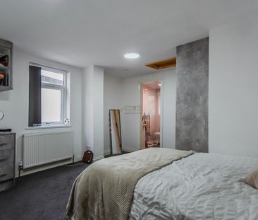 37 Teignmouth Road - Photo 3