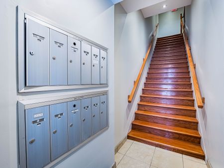 For Lease - 283 King Street Unit# 302, Hamilton, Ontario - Photo 3