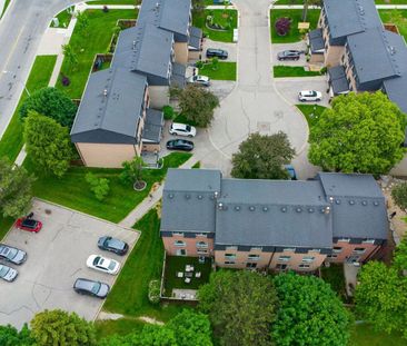 For Lease - 14 Poplar Crescent, Aurora, Ontario - Photo 6