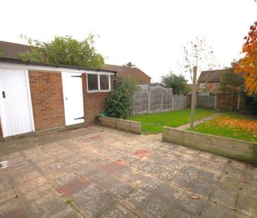3 bedroom detached house to rent - Photo 6