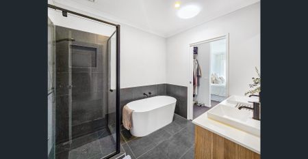 A Stylish Modern Retreat! - Photo 4