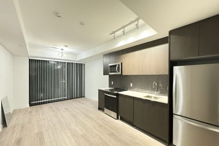 For Lease - 1606 Charles Street Unit# 401 A, Whitby, Ontario - Photo 3