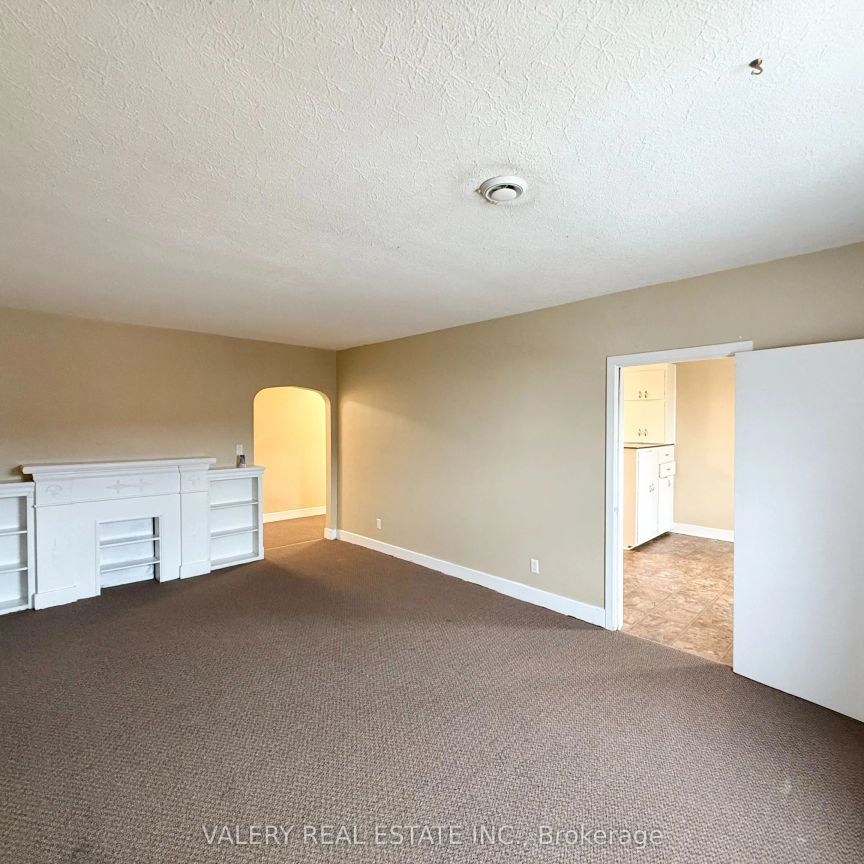 26 Tablot Street W - Photo 1