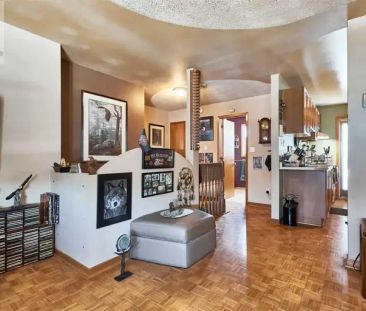 704 Brock St S, Whitby, ON L1N 4L2 | 704 Brock Street South, Whitby - Photo 1