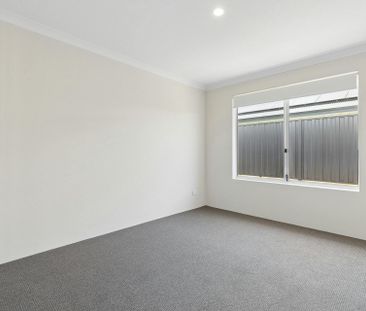 Brand New Family Home – Modern Living & Convenient Location - Photo 5