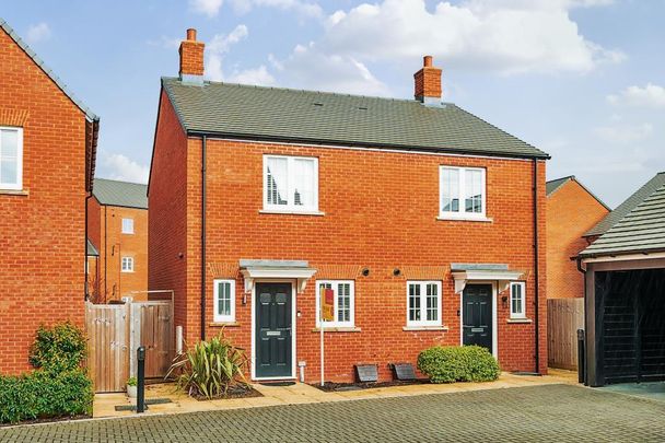 2 bedroom semi-detached house to rent - Photo 1