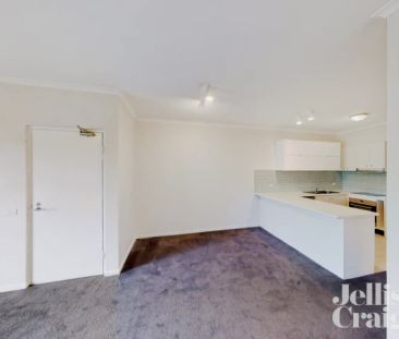 2 Bed, 1 Bath - Photo 4