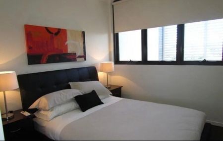 Gladstone Central - Photo 4