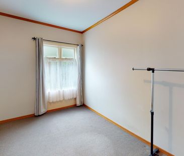 City Centre - 3 Bedrooms - Photo 4