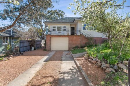 Home For Rent - Photo 3