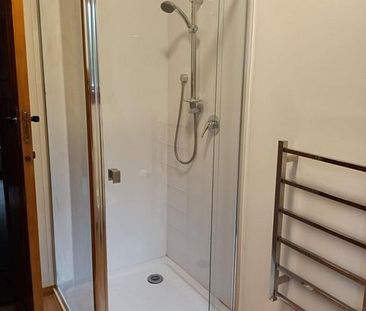 Delightful 2BR Avonhead Home w/ Garden - Photo 5