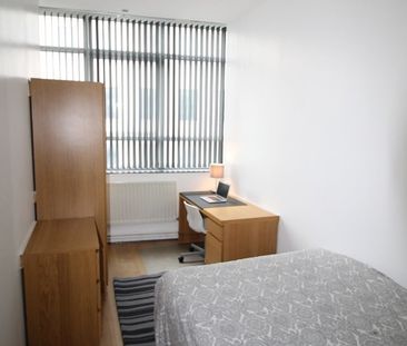 4 Bed Flat, Ranelagh Street, L1 - Photo 3