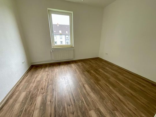 3-Zimmer-Wohnung mit neuem Badezimmer in Fedderwardergroden! - Photo 1