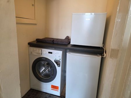 1 Bed Flat, Granton Road, EH5 - Photo 4