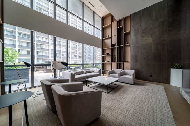 For Lease - 7 Grenville Street Unit# 2413, Toronto, Ontario - Photo 1