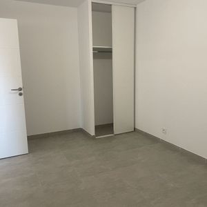 Appartement 2 pièces de 43 m² à Istres (13800) - Photo 2