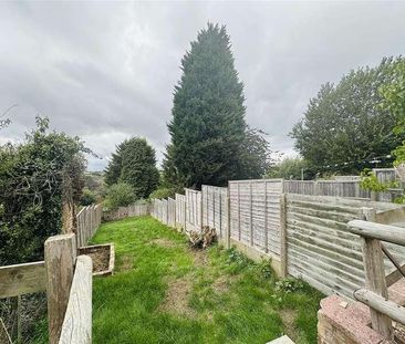 Bucks Hill, Nuneaton, CV10 - Photo 2
