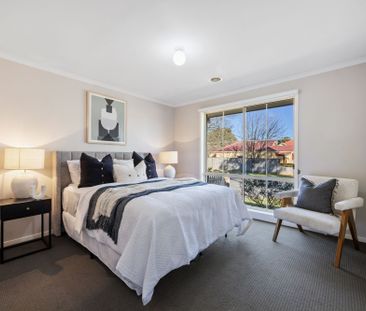 Welcome home to 14 Magarra Crescent, Berwick - Photo 1