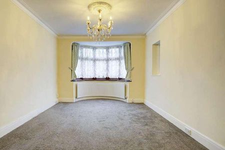 Hall Park Road Upminster Essex, RM14 - Photo 4