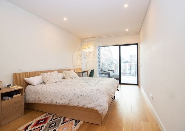 Apartamento T4 em Lisboa