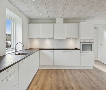 3-vær. rækkehus med egen terrasse - Foto 1