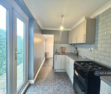 2 bedroom terraced house to rent - Photo 6