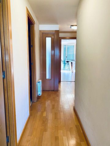 Piso de alquiler en Carrer de Frederica Montseny, Mas Lluí - Photo 4