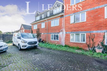 1 bedroom flat to rent - Photo 3