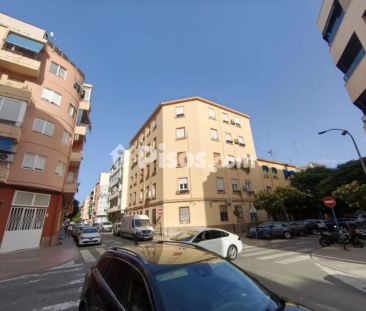 Piso en alquiler en Benalua - Photo 3