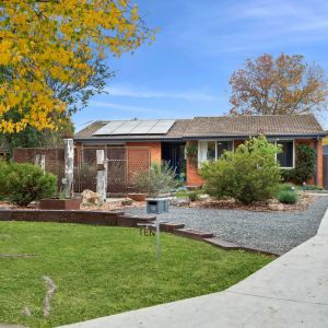 Spacious Family Sanctuary with Modern Comfort and Exceptional Lifestyle Appeal - Photo 3