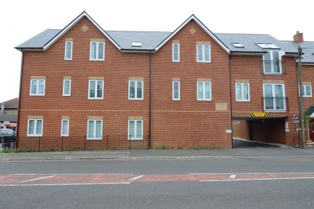 2 bedroom apartment to rent - Photo 5