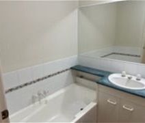 Charming Coastal Living: Rent this Beautiful House in Labrador Today! - Photo 1