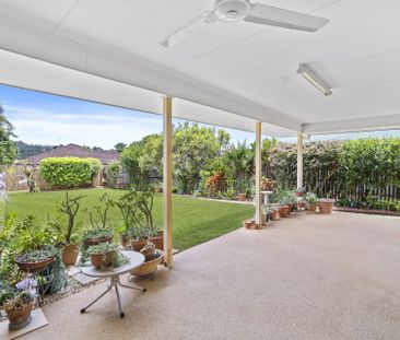 CHARMING FAMILY HOME IN SOUGHT AFTER LOCATION! - Photo 2