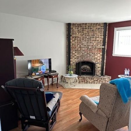 Logement 5 1/2 pour personne tranquille 55 ans et + St-Hyacinthe - appartement à louer - Photo 3
