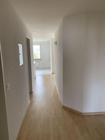 Attraktive Wohnung mit schöner Aussicht ins Grüne! - Photo 2