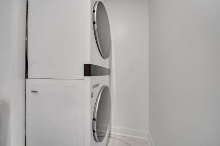 For Lease - 8 Vanderbrent Crescent, Toronto, Ontario - Photo 4