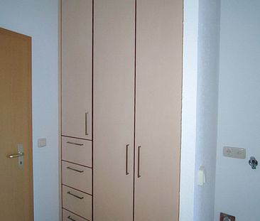 Großzügig geschnittene Familienwohnung! - Foto 2