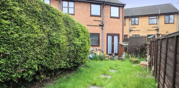 3 bedroom unspecified - Photo 2