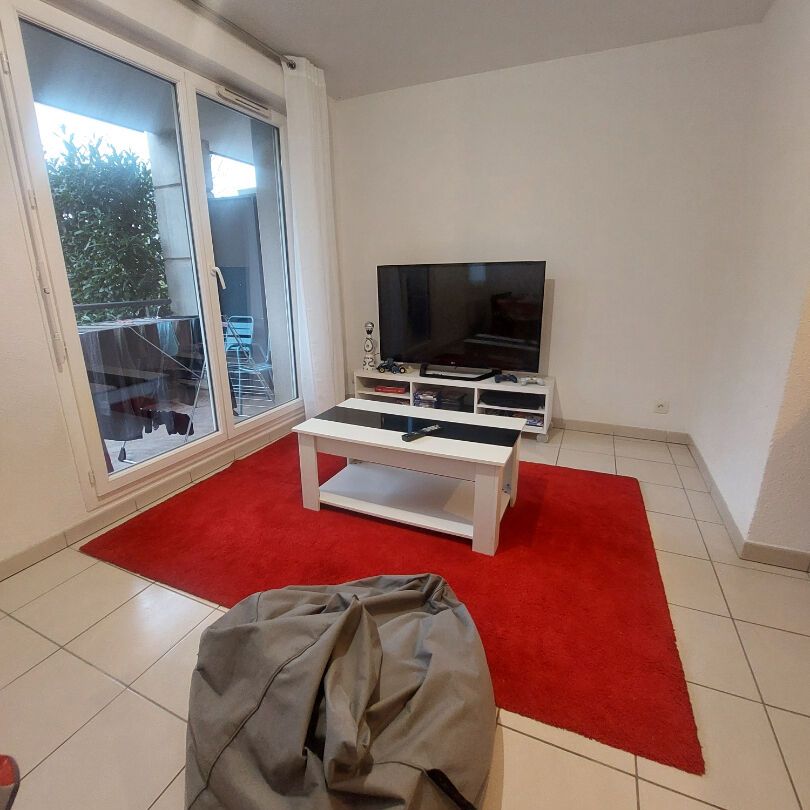 Location Appartement 2 pièces 35m² - Photo 1