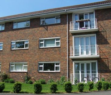 Regnum Court, Chichester - Photo 1