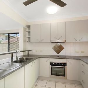 2/42 Patrick Street, Aitkenvale QLD 4814 - Townhouse For Rent | Domain - Photo 2