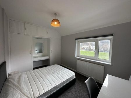 The Avenue, Brighton, BN2 4GG 5 bedroom semi-detached house to rent - Photo 5