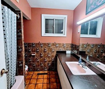 For Lease - 898 Kennedy Road Unit# Main, Toronto, Ontario - Photo 2