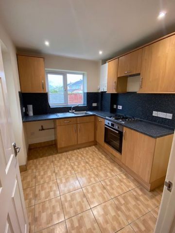 2 bedroom semi-detached house to rent - Photo 5