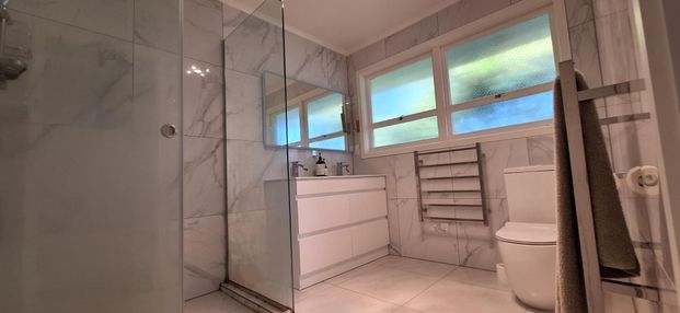 Spacious Family Home in Blockhouse Bay - Photo 1