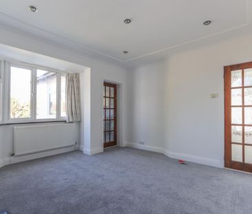 Wells Drive, London, NW9 - Photo 1