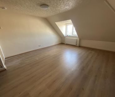 House share to rent - Photo 2