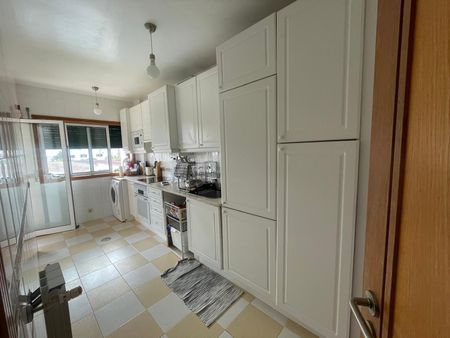 Apartamento T2 em empreendimento com piscina na Praia da Barra. - Photo 5